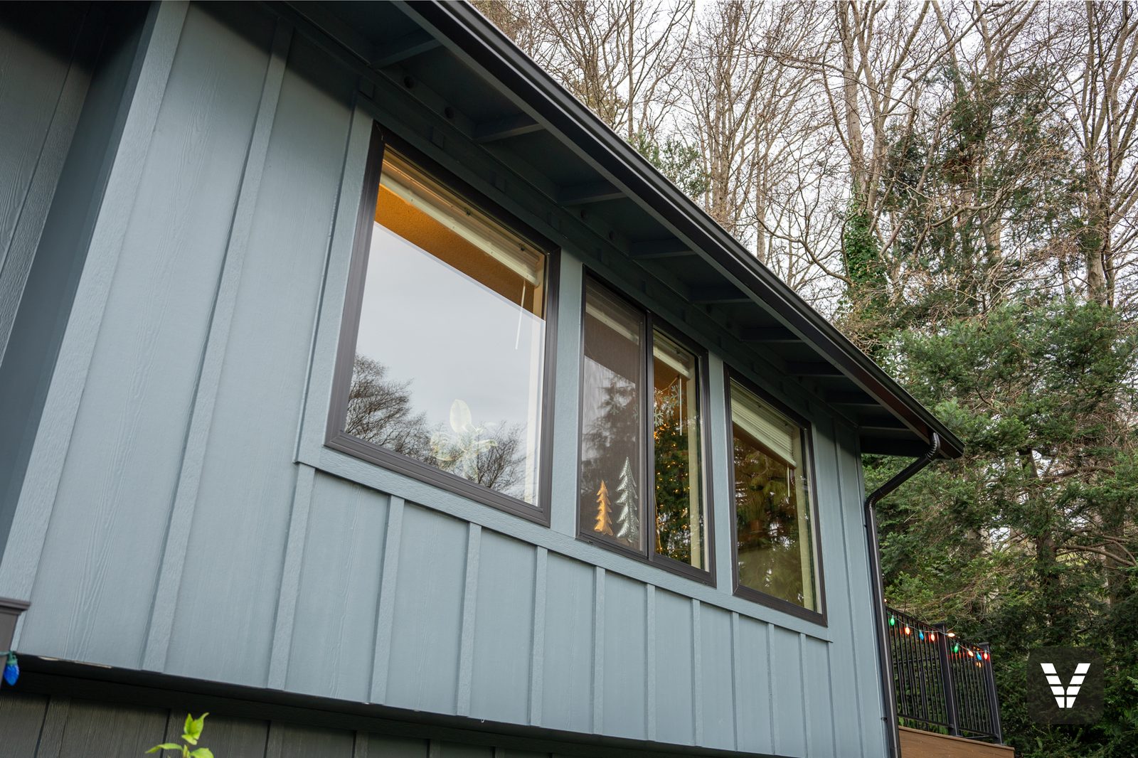 Andersen 100 Series windows finished in trim on the same Anacortes remodel — the walkthrough view