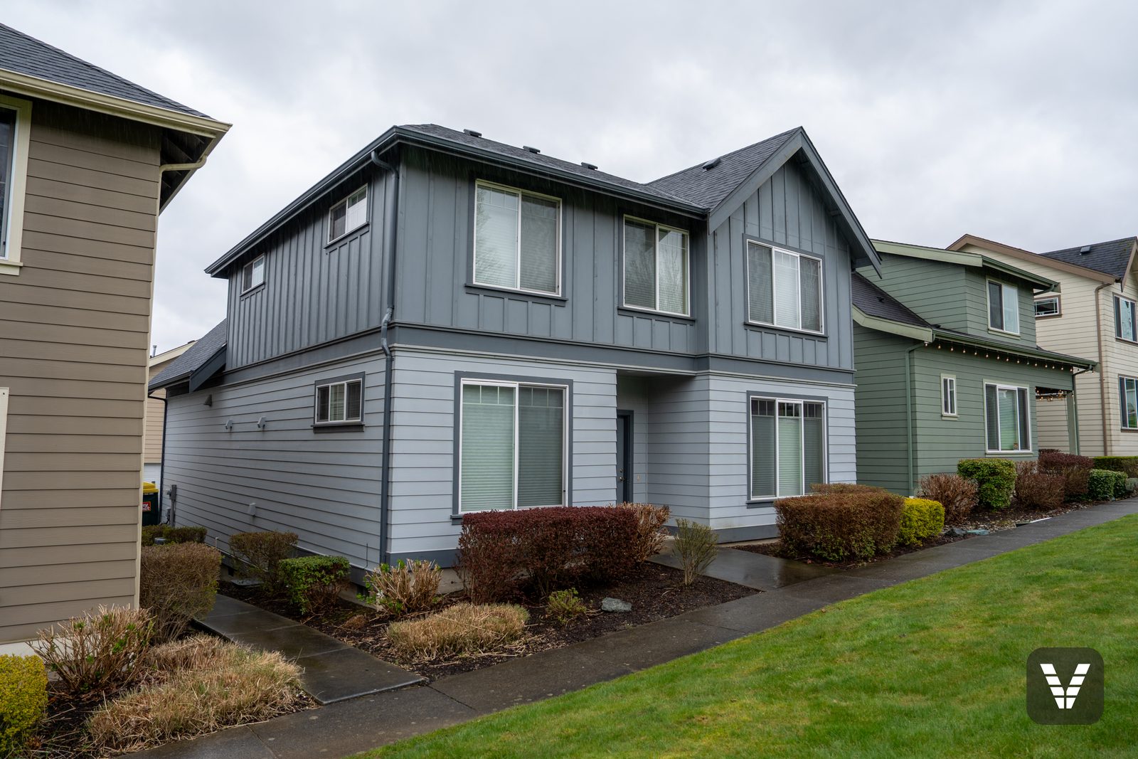 Front approach before the re-side — original builder-era siding — before, Ferndale, WA